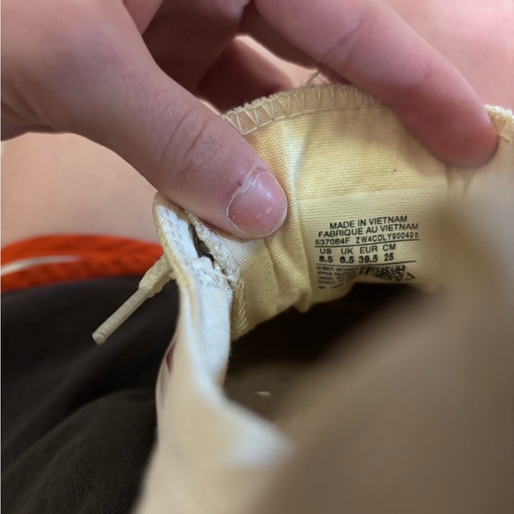 Converse Off-White Slip on Shoes - Picture 4 of 4